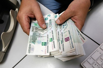 Россияне стараются вернуть крупные займы досрочно