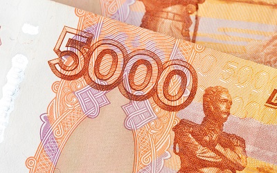 70 россиян зарабатывают больше 1,5 МРОТ